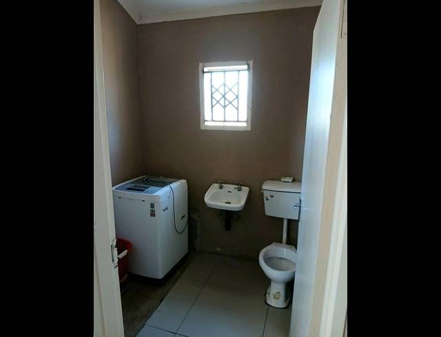 2 BEDROOM HOUSE FOR SALE IN SAVANNA CITY